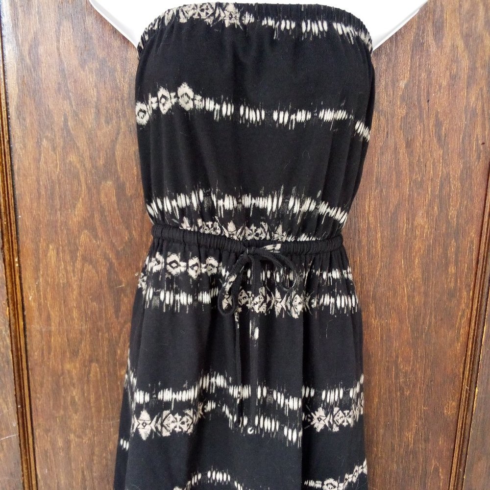 Strapless dress